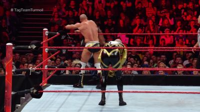 WWE_RAW_2017_05_08_PREAiR_UNCUT_720p_HDTV_x264-PLUTONiUM_mkv1204.jpg
