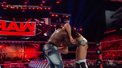 WWE_RAW_2017_05_08_PREAiR_UNCUT_720p_HDTV_x264-PLUTONiUM_mkv1268.jpg