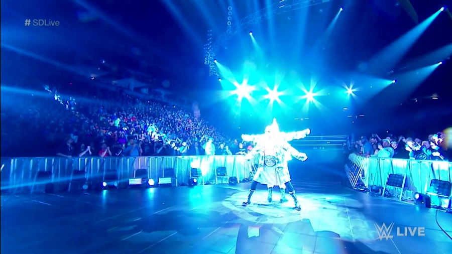 WWE_Smackdown_Live_2018_11_27_720p_HDTV_x264-Star_mp40016.jpg