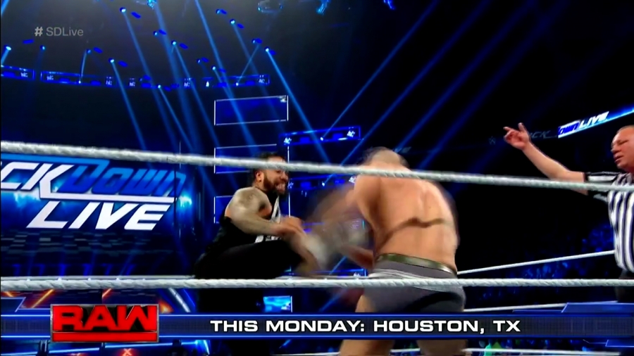 WWE_Smackdown_Live_2018_11_27_720p_HDTV_x264-Star_mp40303.jpg
