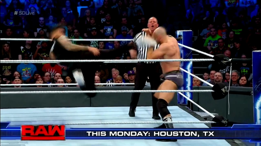WWE_Smackdown_Live_2018_11_27_720p_HDTV_x264-Star_mp40304.jpg