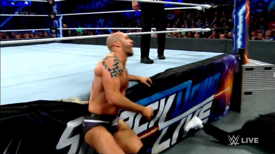WWE_Smackdown_Live_2018_11_27_720p_HDTV_x264-Star_mp40322.jpg