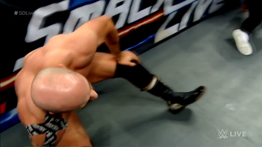 WWE_Smackdown_Live_2018_11_27_720p_HDTV_x264-Star_mp40324.jpg