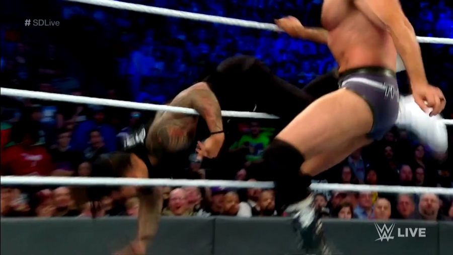 WWE_Smackdown_Live_2018_11_27_720p_HDTV_x264-Star_mp40371.jpg