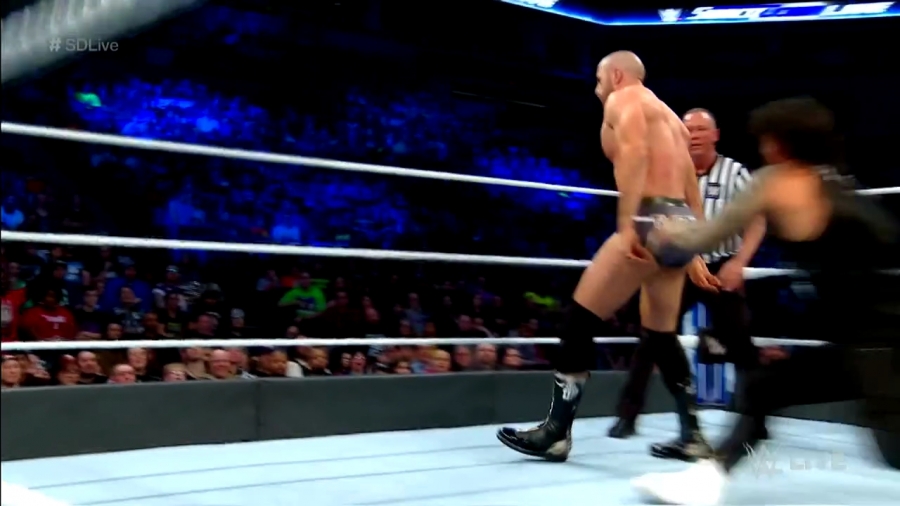 WWE_Smackdown_Live_2018_11_27_720p_HDTV_x264-Star_mp40372.jpg