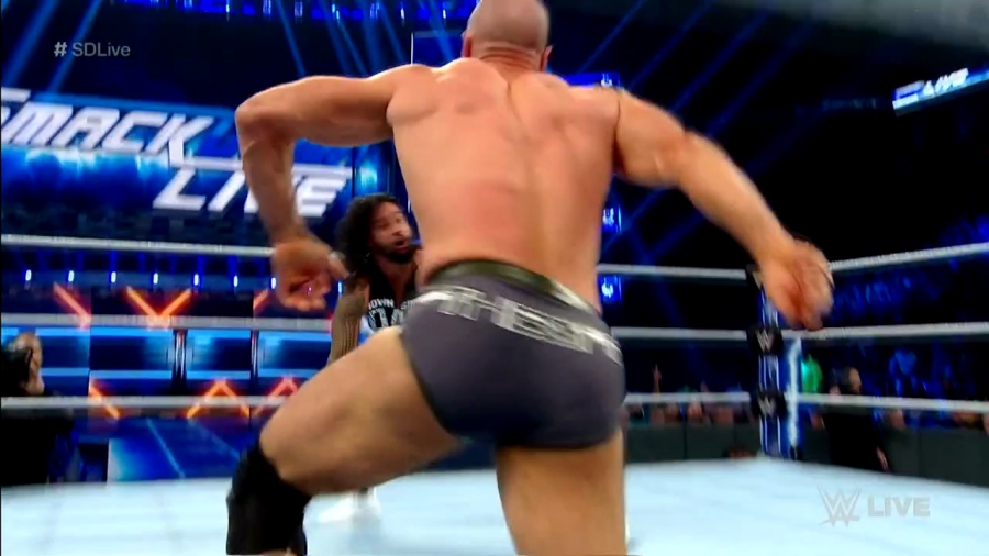 WWE_Smackdown_Live_2018_11_27_720p_HDTV_x264-Star_mp40377.jpg