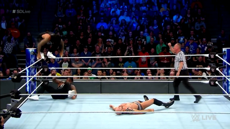 WWE_Smackdown_Live_2018_11_27_720p_HDTV_x264-Star_mp40391.jpg