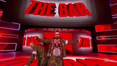 WWE_s_Sheamus___Cesaro__and_Super_Leagues_-_FIFA_Showdown___Ep__5_mp40045.jpg