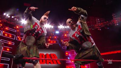 WWE_s_Sheamus___Cesaro__and_Super_Leagues_-_FIFA_Showdown___Ep__5_mp40064.jpg