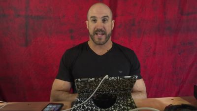 What_does_CESARO_think_of_YOUR_FAN_DECKS_-_Clash_with_Cesaro__21_mp40009.jpg