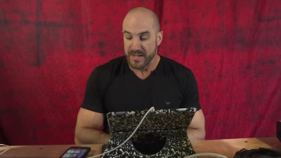 What_does_CESARO_think_of_YOUR_FAN_DECKS_-_Clash_with_Cesaro__21_mp40026.jpg