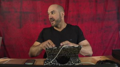 What_does_CESARO_think_of_YOUR_FAN_DECKS_-_Clash_with_Cesaro__21_mp40202.jpg