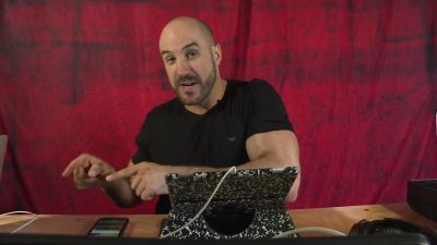 What_does_CESARO_think_of_YOUR_FAN_DECKS_-_Clash_with_Cesaro__21_mp40203.jpg