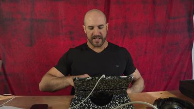 What_does_CESARO_think_of_YOUR_FAN_DECKS_-_Clash_with_Cesaro__21_mp41074.jpg