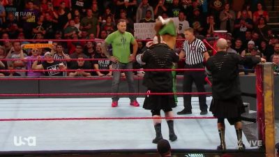wwe_raw_2017_05_22_720p_hdtv_x264-kyr_mkv0143.jpg