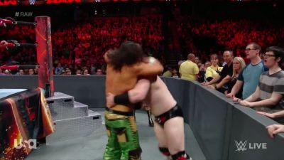 wwe_raw_2017_05_22_720p_hdtv_x264-kyr_mkv0296.jpg