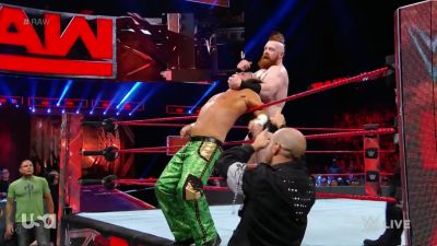 wwe_raw_2017_05_22_720p_hdtv_x264-kyr_mkv0349.jpg