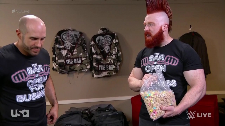 WWE_SmackDown_2018_05_08_720p_WEB_h264-HEEL_mp41163.jpg