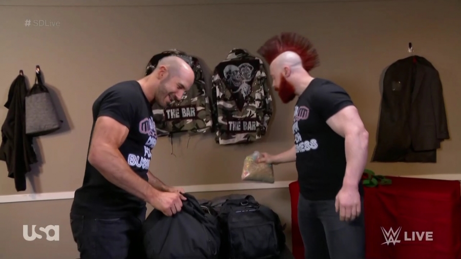 WWE_SmackDown_2018_05_08_720p_WEB_h264-HEEL_mp41226.jpg