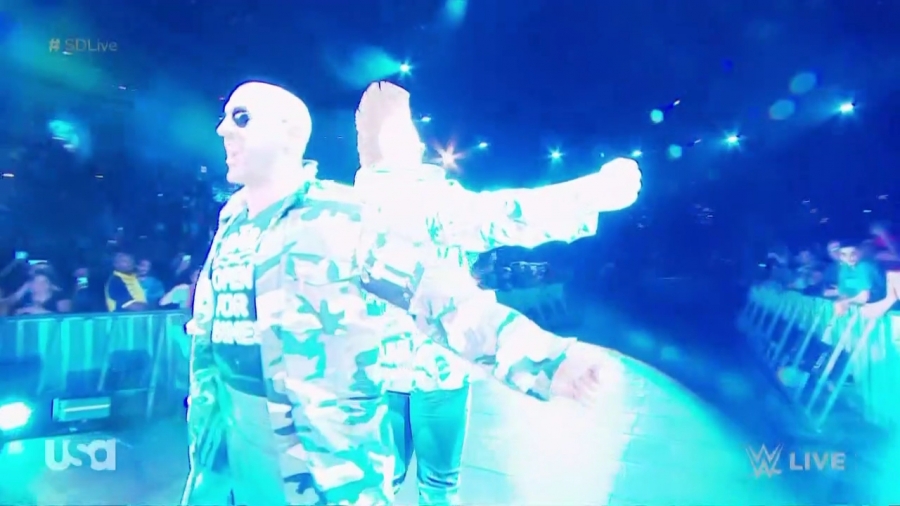 WWE_SmackDown_2018_05_08_720p_WEB_h264-HEEL_mp41283.jpg