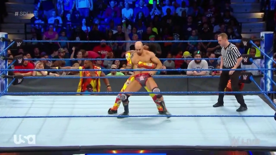 WWE_SmackDown_2018_05_08_720p_WEB_h264-HEEL_mp41365.jpg