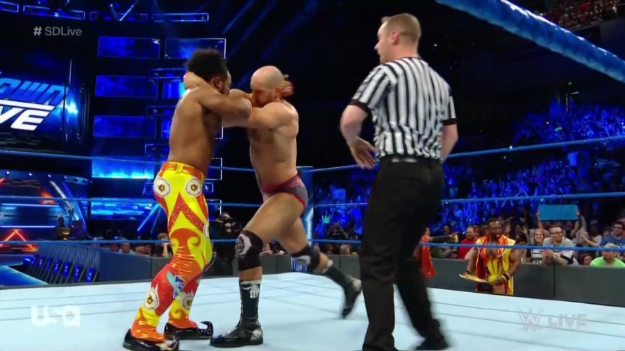WWE_SmackDown_2018_05_08_720p_WEB_h264-HEEL_mp41394.jpg