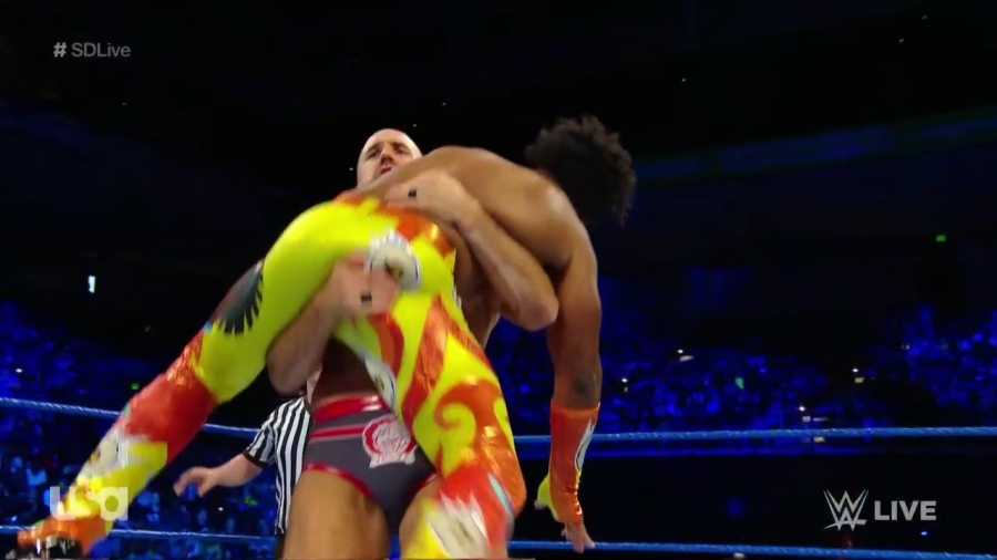 WWE_SmackDown_2018_05_08_720p_WEB_h264-HEEL_mp41412.jpg