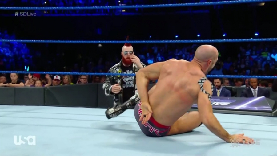 WWE_SmackDown_2018_05_08_720p_WEB_h264-HEEL_mp41424.jpg