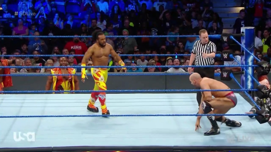WWE_SmackDown_2018_05_08_720p_WEB_h264-HEEL_mp41427.jpg