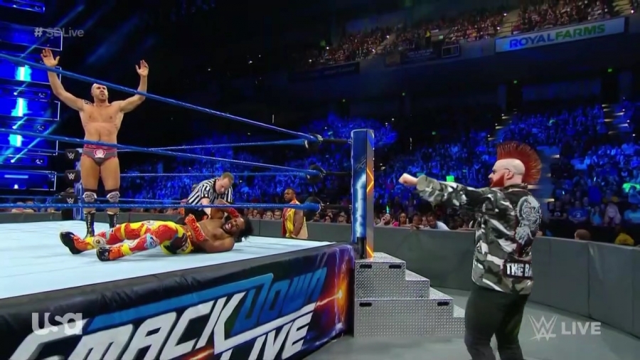 WWE_SmackDown_2018_05_08_720p_WEB_h264-HEEL_mp41456.jpg