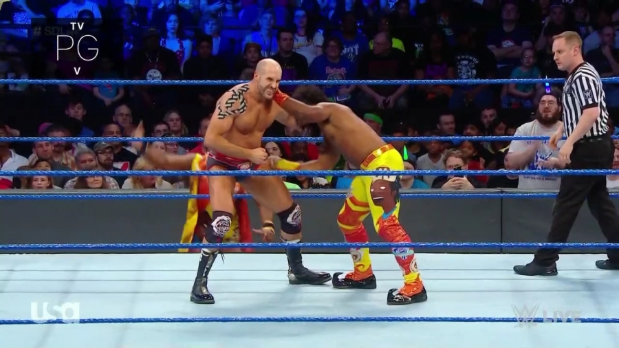 WWE_SmackDown_2018_05_08_720p_WEB_h264-HEEL_mp41578.jpg