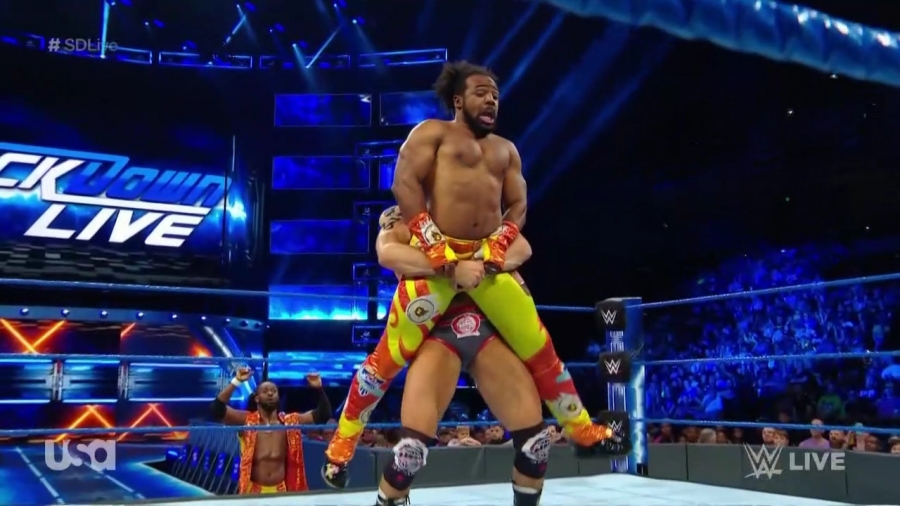 WWE_SmackDown_2018_05_08_720p_WEB_h264-HEEL_mp41654.jpg