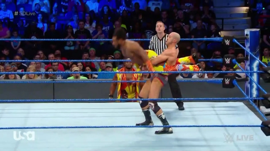 WWE_SmackDown_2018_05_08_720p_WEB_h264-HEEL_mp41660.jpg