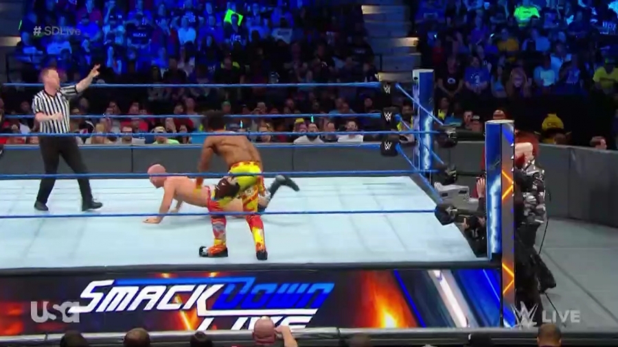 WWE_SmackDown_2018_05_08_720p_WEB_h264-HEEL_mp41706.jpg