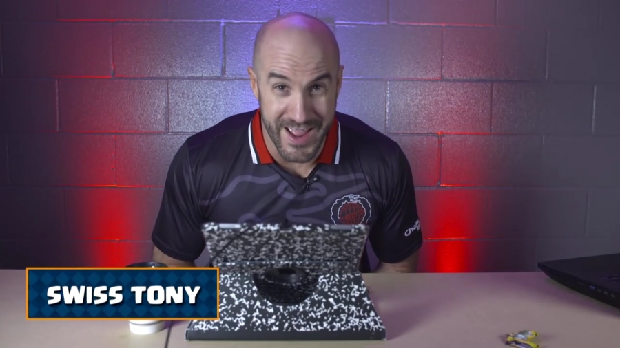 ROYAL_RECRUITS_ALL_OVER_THE_FIELD__-_Clash_with_Cesaro_mp40008.jpg