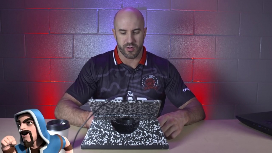 ROYAL_RECRUITS_ALL_OVER_THE_FIELD__-_Clash_with_Cesaro_mp40070.jpg