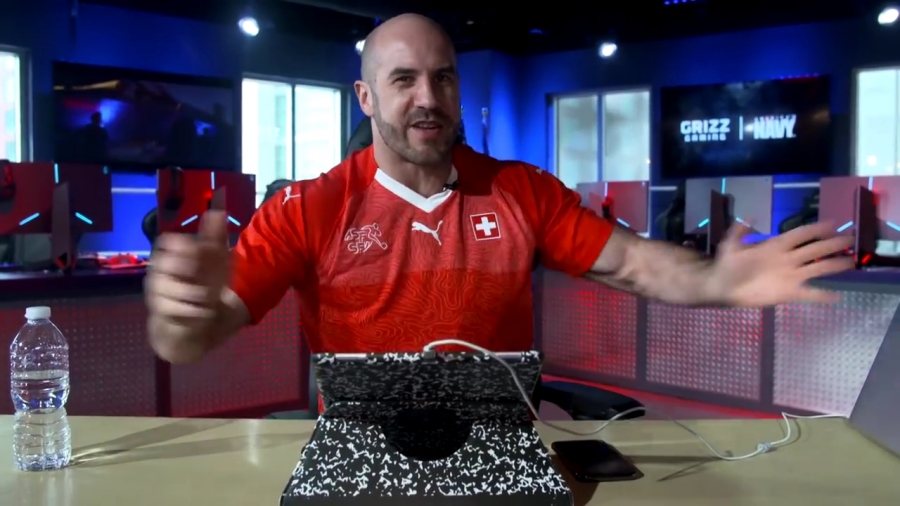 CESARO_OVERPOWERS_THE_EVIL_WITHIN_THE_RING__28At_Grizz_Gaming___29_-_Clash_With_Ce_mp40011.jpg