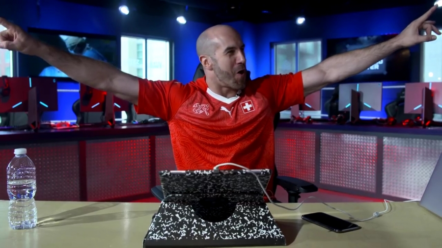 CESARO_OVERPOWERS_THE_EVIL_WITHIN_THE_RING__28At_Grizz_Gaming___29_-_Clash_With_Ce_mp40279.jpg