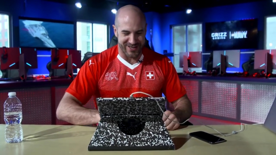 CESARO_OVERPOWERS_THE_EVIL_WITHIN_THE_RING__28At_Grizz_Gaming___29_-_Clash_With_Ce_mp40293.jpg