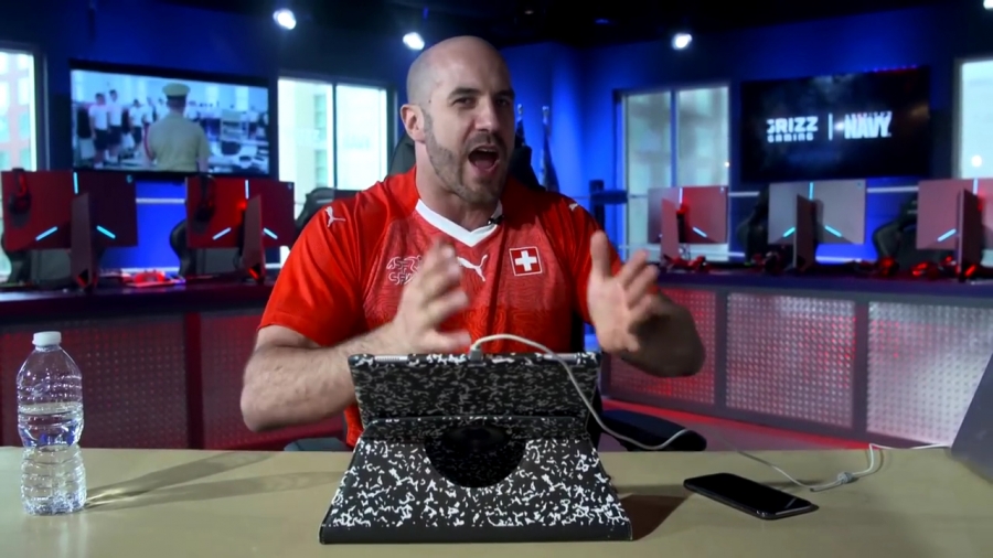 CESARO_OVERPOWERS_THE_EVIL_WITHIN_THE_RING__28At_Grizz_Gaming___29_-_Clash_With_Ce_mp40299.jpg
