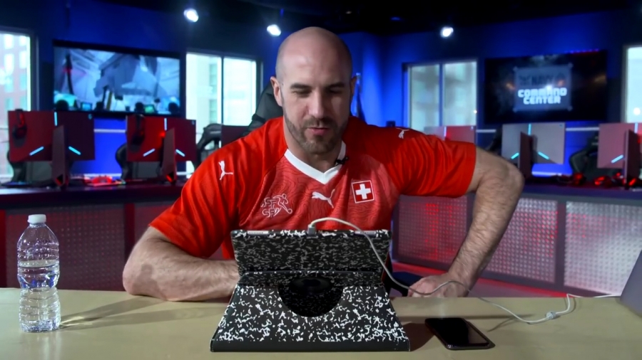 CESARO_OVERPOWERS_THE_EVIL_WITHIN_THE_RING__28At_Grizz_Gaming___29_-_Clash_With_Ce_mp40528.jpg