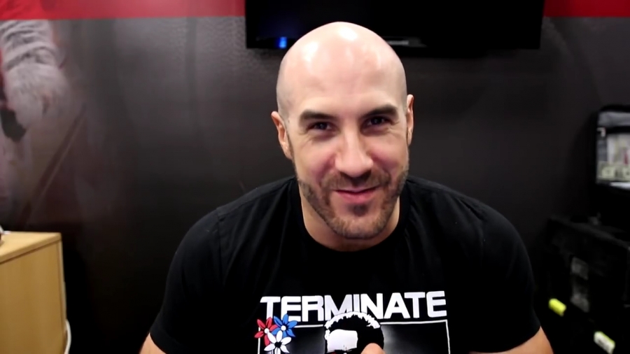 RENEE_YOUNG_flips_out_over_Cesaro_s_CAREER_HIGH_in_TROPHIES__-_Clash_With_Cesaro_mp40010.jpg