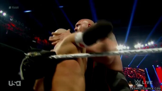 Cesaro_RAW_9_21_15_mp4_20150922_194350_031.jpg