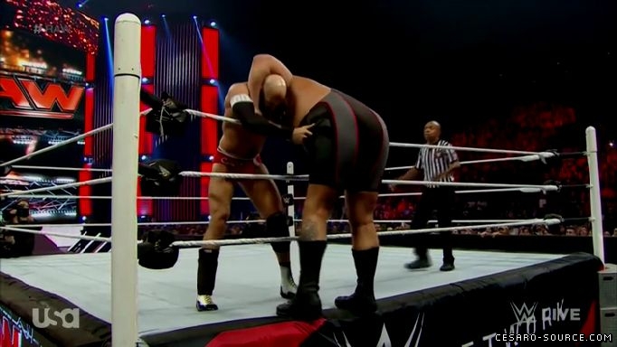 Cesaro_RAW_9_21_15_mp4_20150922_194732_240.jpg