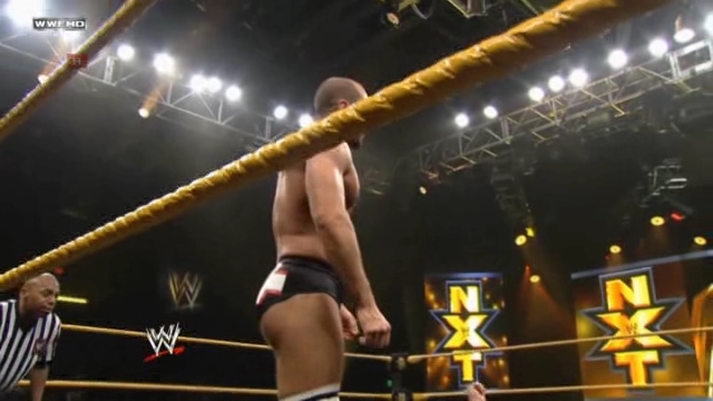 WWE_NXT_2013_05_23_HDTV_XviD-Ebi_avi1007.jpg