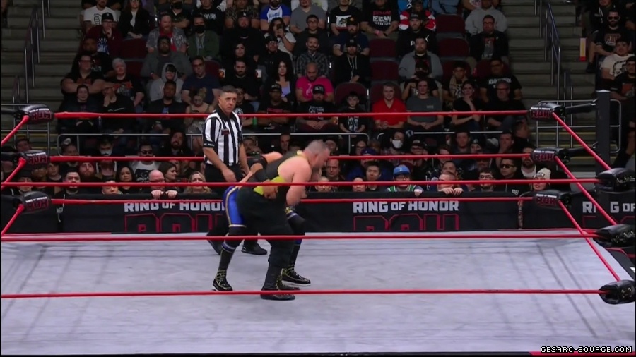 2023_03_31_ROH_Supercard_of_Honor_2023_HDTV_720p_mp40718.jpg