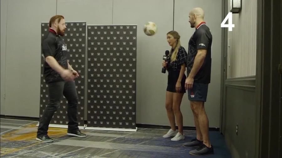 22The_Keep-Ups_Challenge_Caroline_Szwed_vs__The_Bar2122_mp40046.jpg