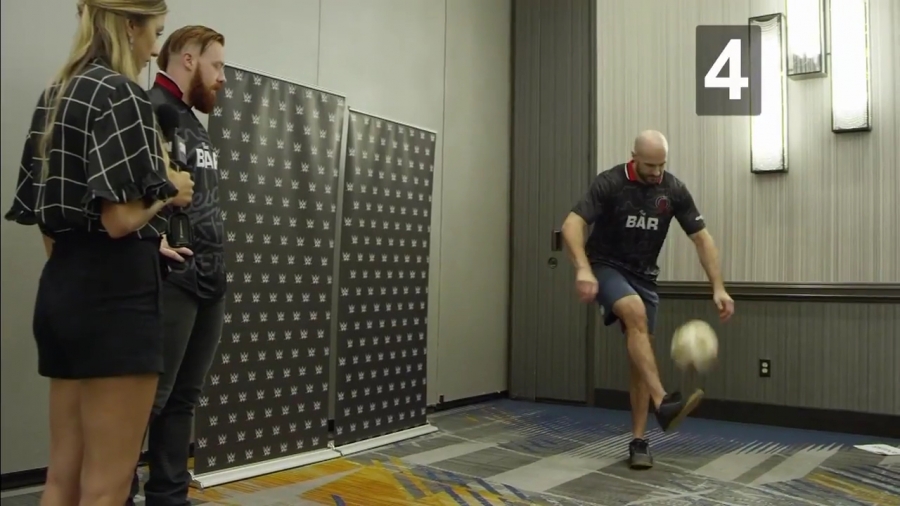 22The_Keep-Ups_Challenge_Caroline_Szwed_vs__The_Bar2122_mp40058.jpg