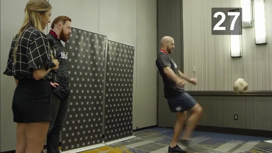22The_Keep-Ups_Challenge_Caroline_Szwed_vs__The_Bar2122_mp40073.jpg