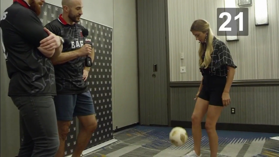 22The_Keep-Ups_Challenge_Caroline_Szwed_vs__The_Bar2122_mp40110.jpg